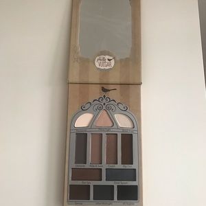 Nightingale Pretty Vulgar Eyeshadow Palette